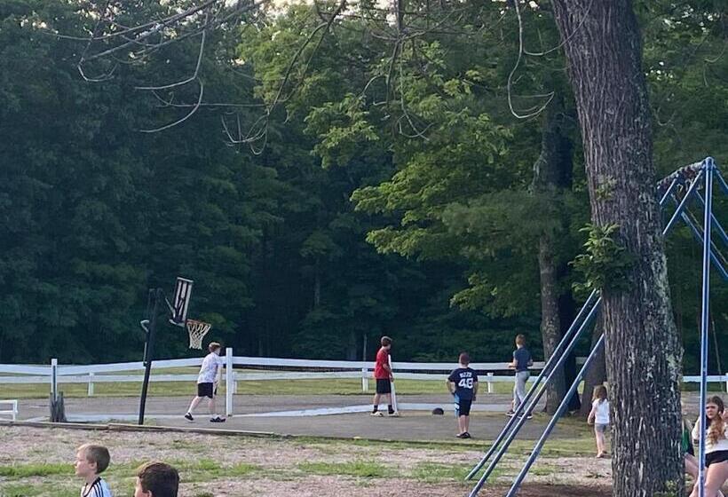 旅馆 Gavin S Iris H Country Inn