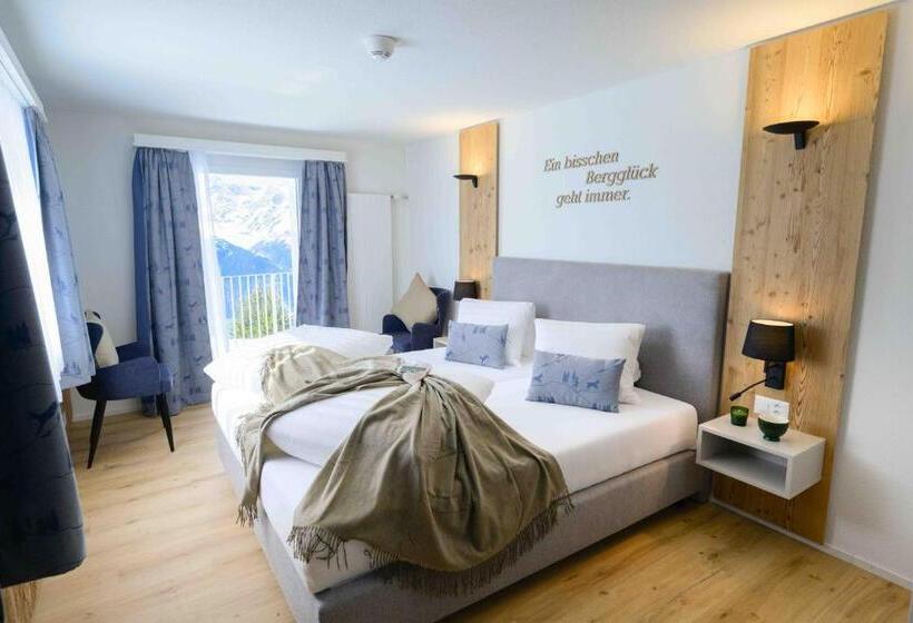 Alphotel Biel Kinzig   Access By Cable Car Only!