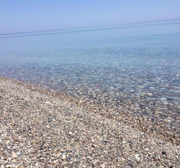 צימר Al Mare Fuori