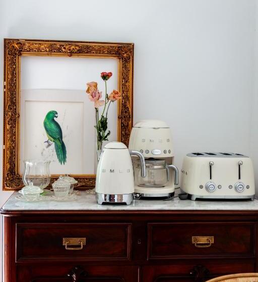 تختخواب و صبحانه Amada Moura