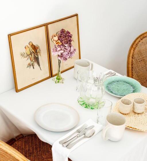 تختخواب و صبحانه Amada Moura