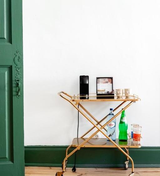 تختخواب و صبحانه Amada Moura