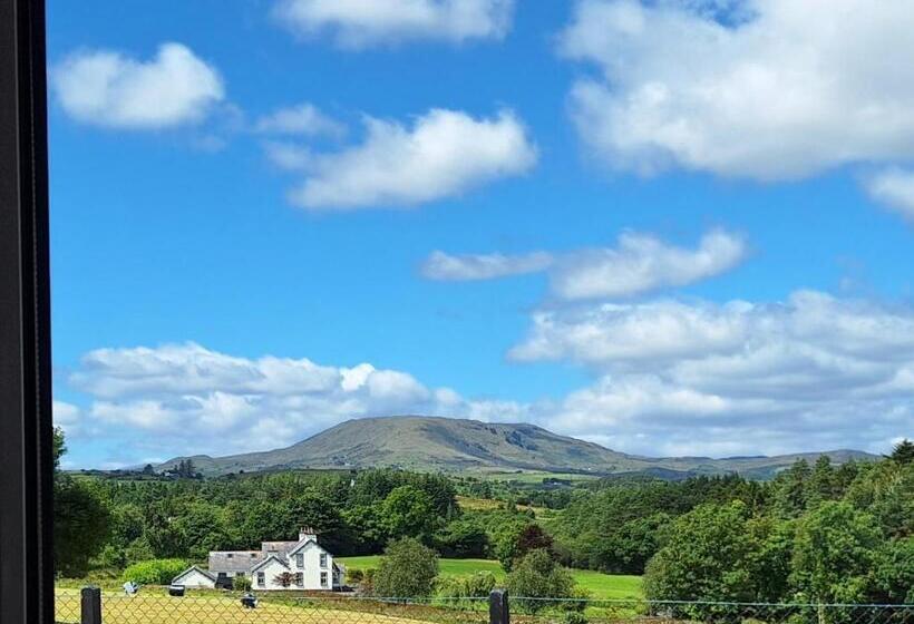צימר Ballnamona House