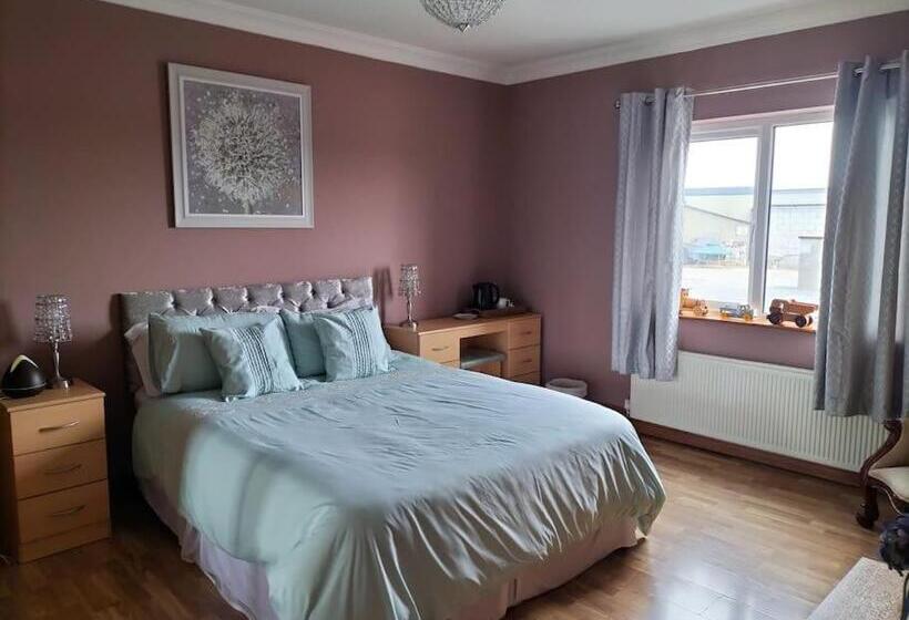 צימר Ballnamona House