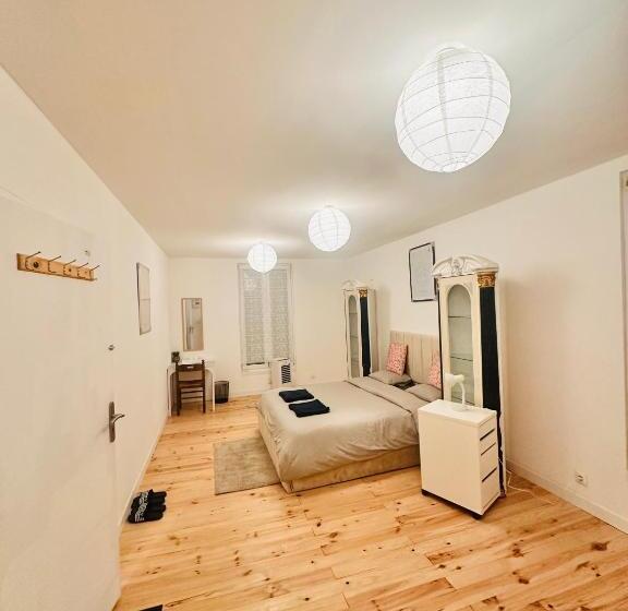 住宿加早餐  Biriyani House