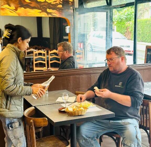 住宿加早餐  Biriyani House