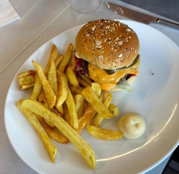 住宿加早餐  Biriyani House