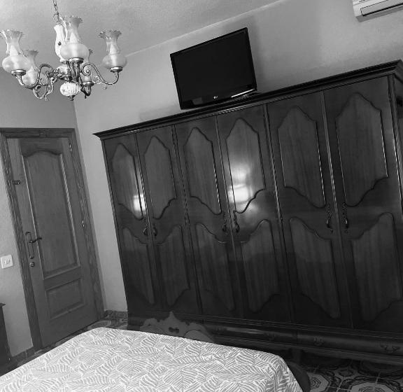 تختخواب و صبحانه Chalet Solmar