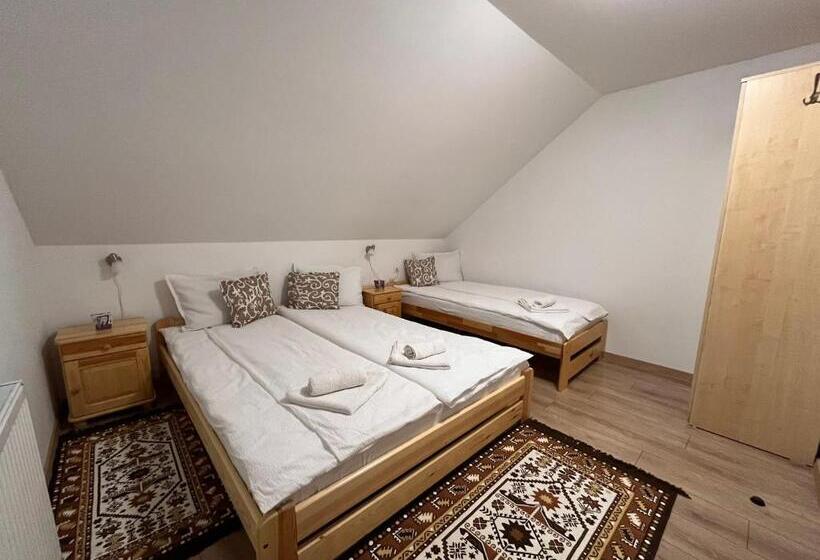 مبيت وإفطار Casa Timea Vendégház