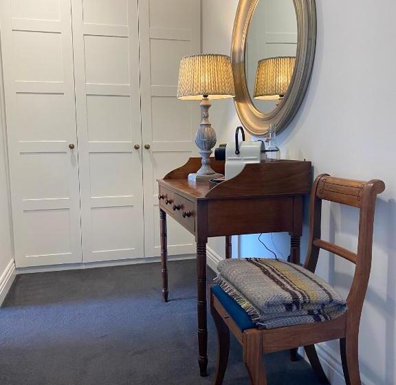 צימר Darkley Lodge   Lakeview Spa