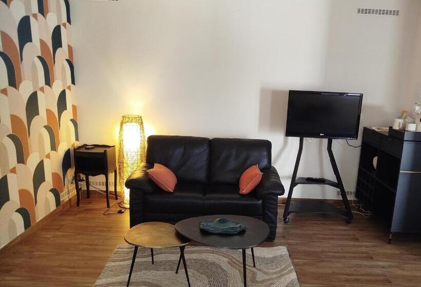 مبيت وإفطار Grange Du Lac