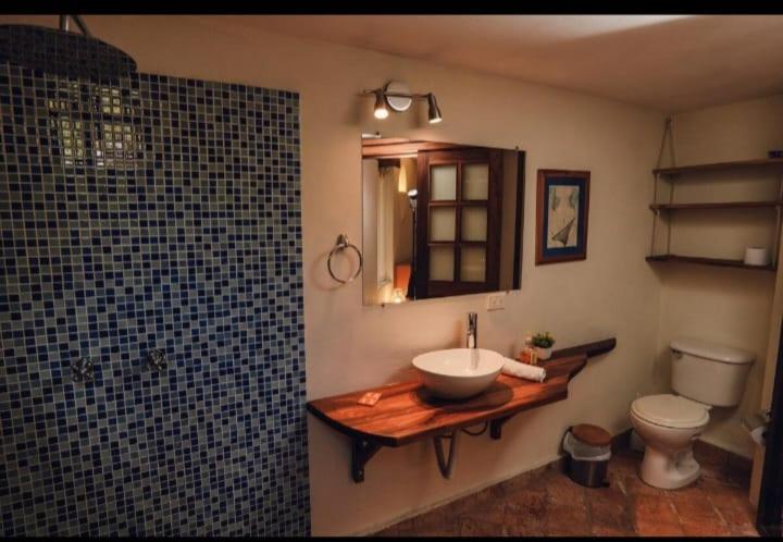 مبيت وإفطار Habitacion Compartida Muy Comoda