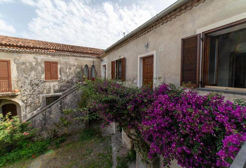 مبيت وإفطار Maison De Curtis