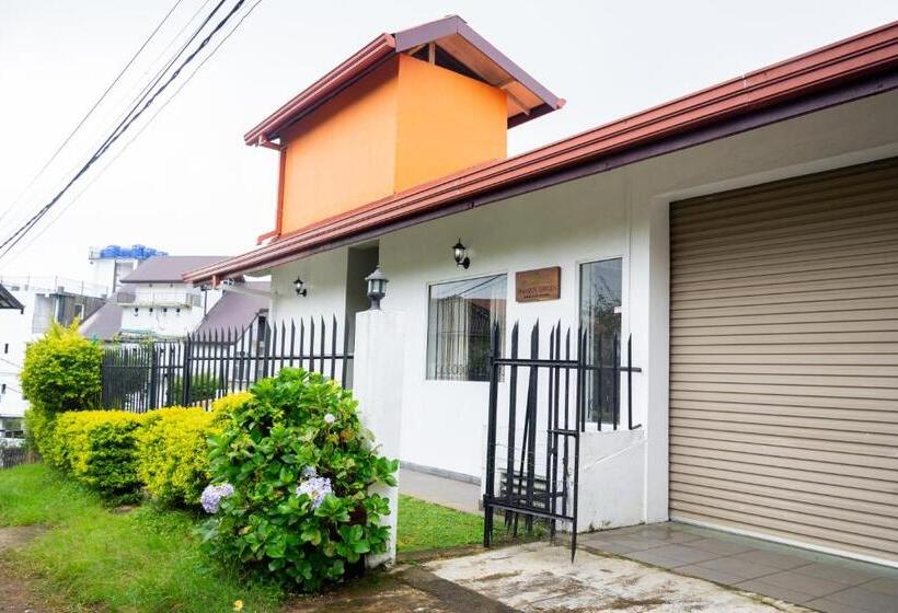 Bed and Breakfast Tranquil Garden   Near Nuwaraeliya Town