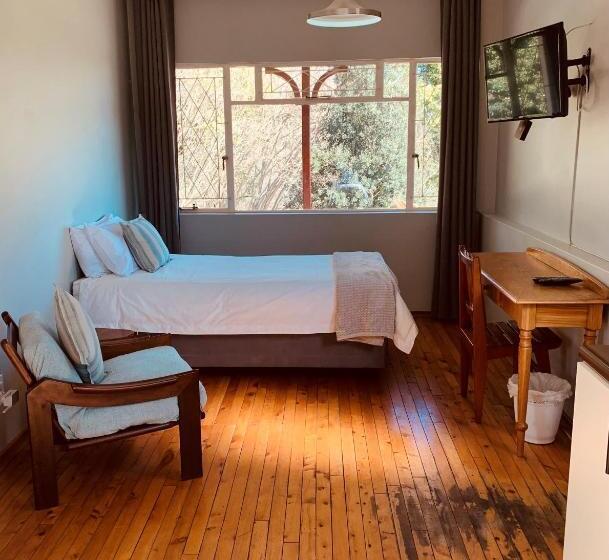 Bed and Breakfast Tumble In