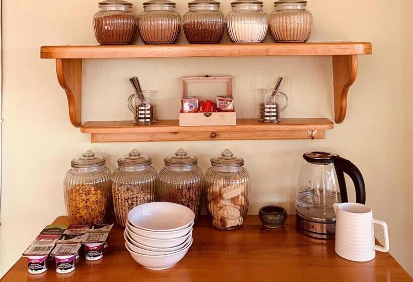 Bed and Breakfast Tumble In