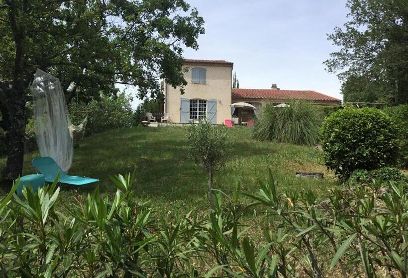 Bed and Breakfast Villa Isadra