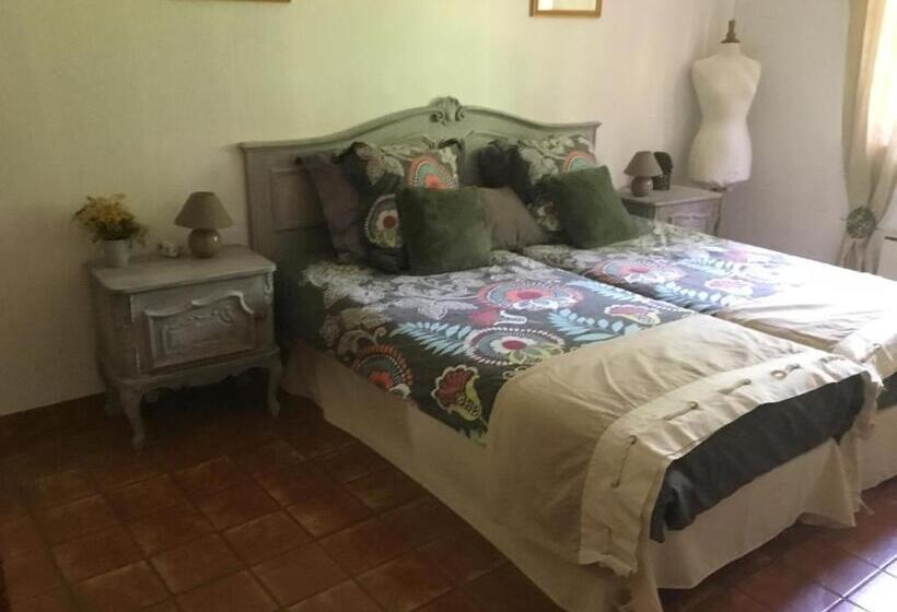Bed and Breakfast Villa Isadra