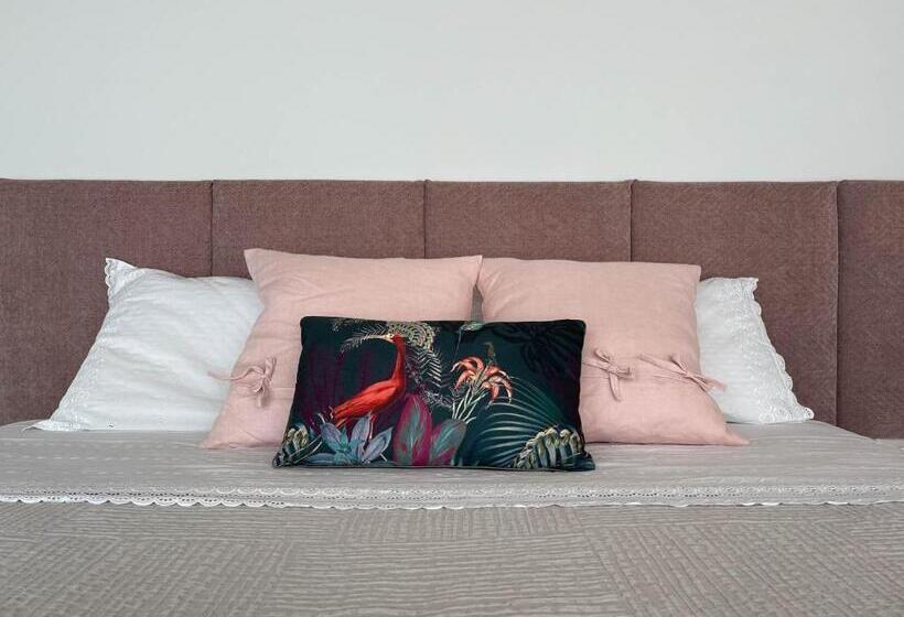 مبيت وإفطار Villa Pirello