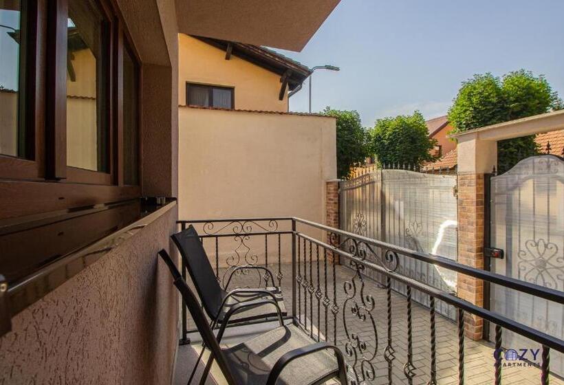 Cozy Brand New Boutique Aparthotel Brasov