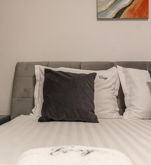 Cozy Brand New Boutique Aparthotel Brasov