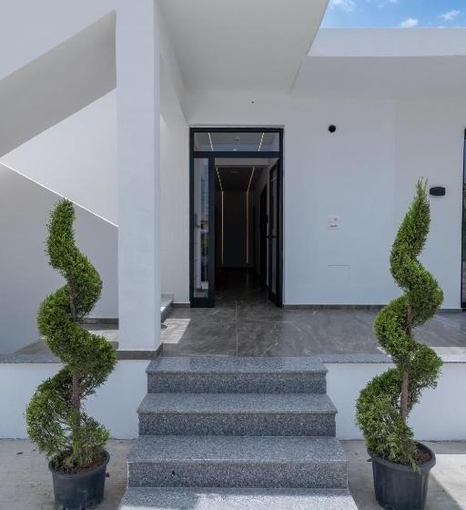 Отель Aboja Inn