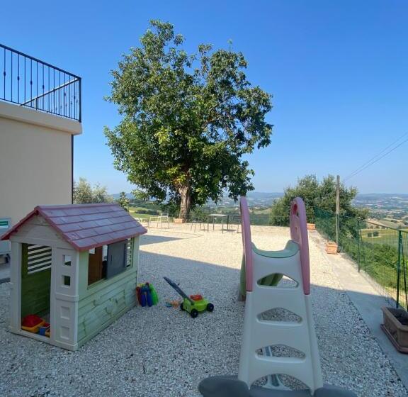 בית מלון כפרי Agriturismo La Quercia Bella