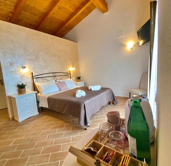 בית מלון כפרי Agriturismo La Quercia Bella