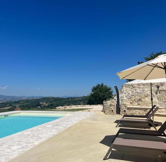 בית מלון כפרי Agriturismo La Quercia Bella