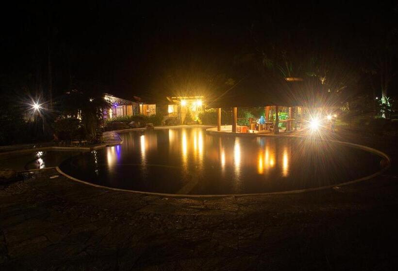 هتل Arrayan Y Piedra