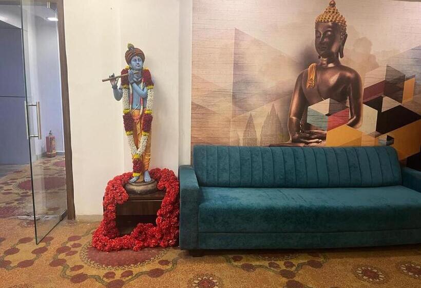 فندق Arsh Executive Inn