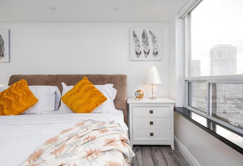 酒店 Luxuriours 2br 2wr Apartment