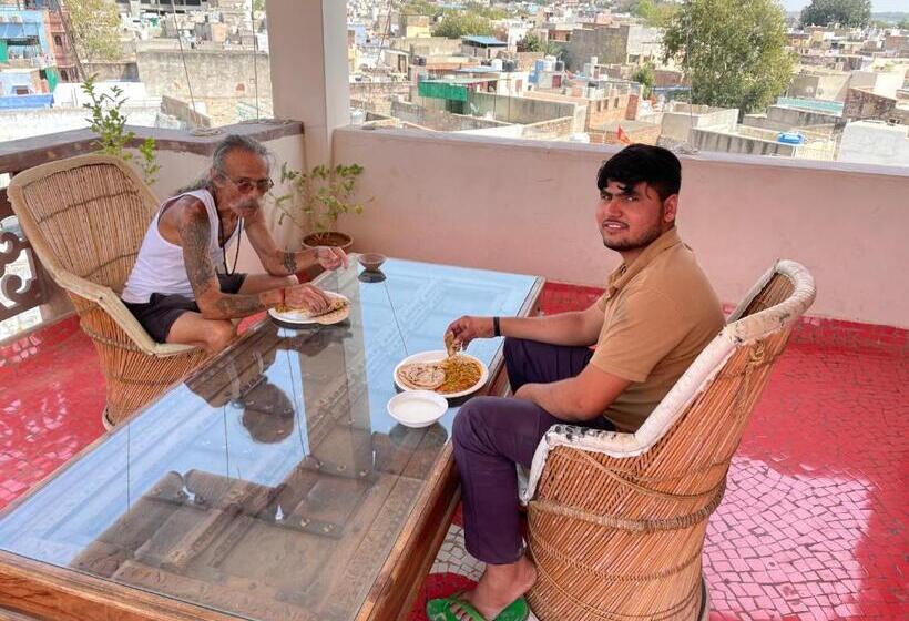 فندق Bishnoi Heritage House