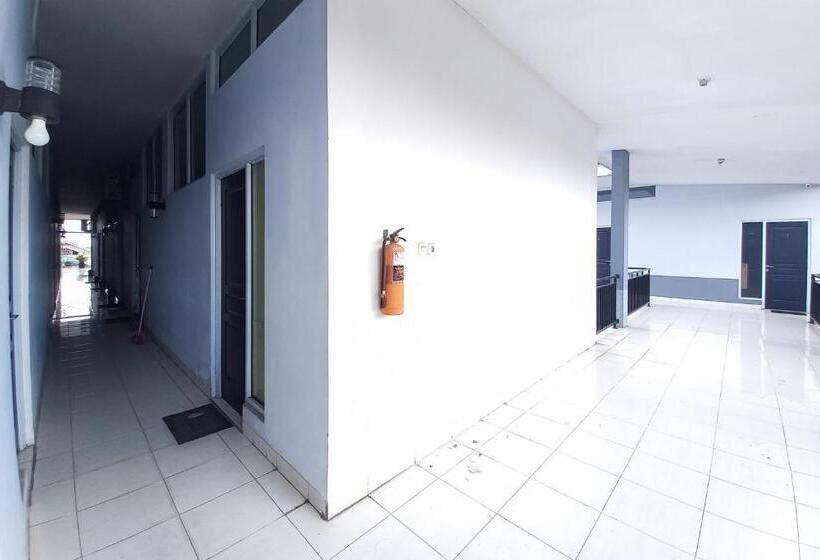 호텔 Cemara House Syariah Redpartner