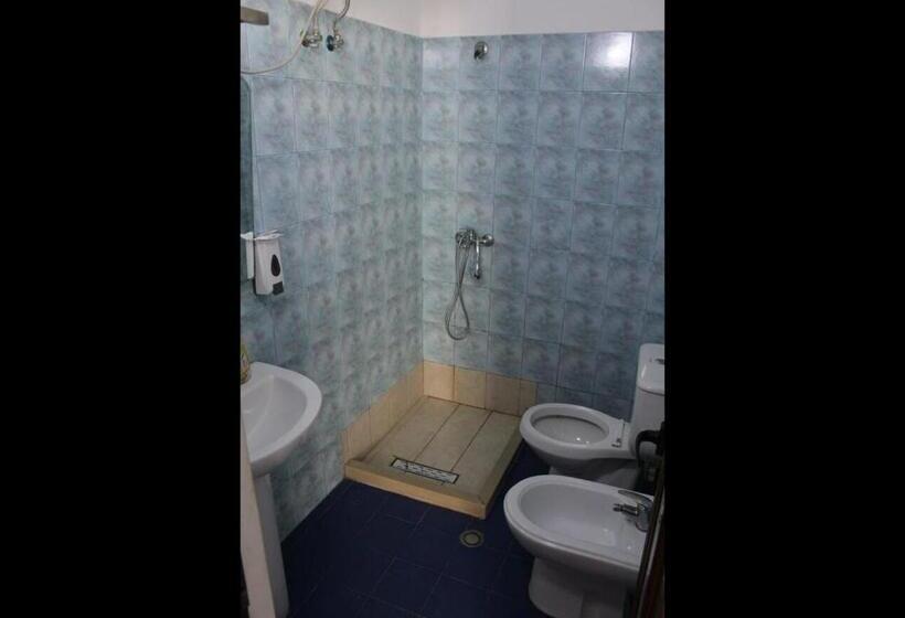 בית מלון כפרי Colosseo Vlore