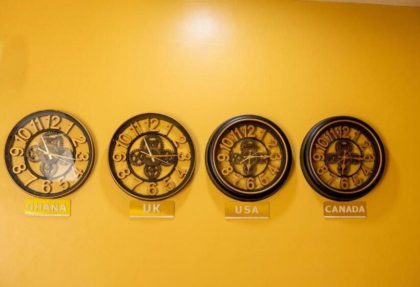 هتل De Ofosu Plaza