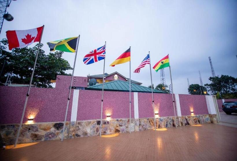 هتل De Ofosu Plaza