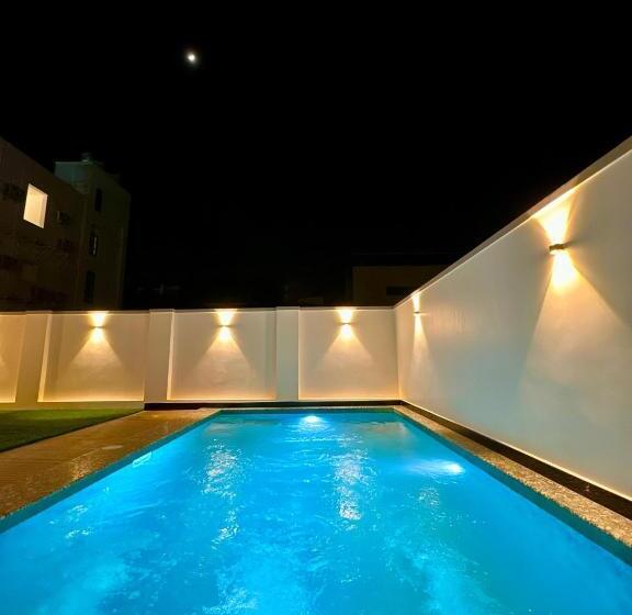 ホテル Lavish Homestay