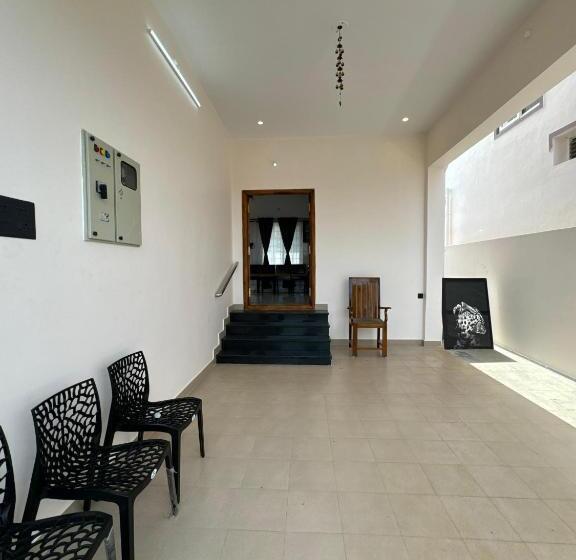 ホテル Lavish Homestay