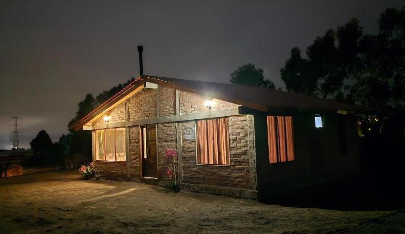 هتل Evegreen Cotopaxi