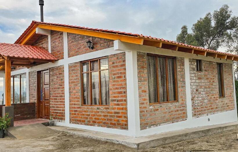 هتل Evegreen Cotopaxi