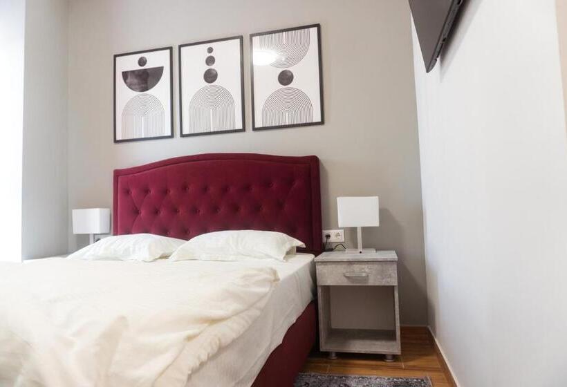 酒店 Fantazia Oradea   Self Check In & Out