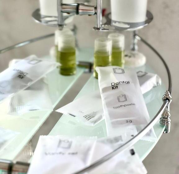 酒店 Fantazia Oradea   Self Check In & Out