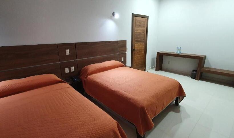 فندق Fiesta Alteña