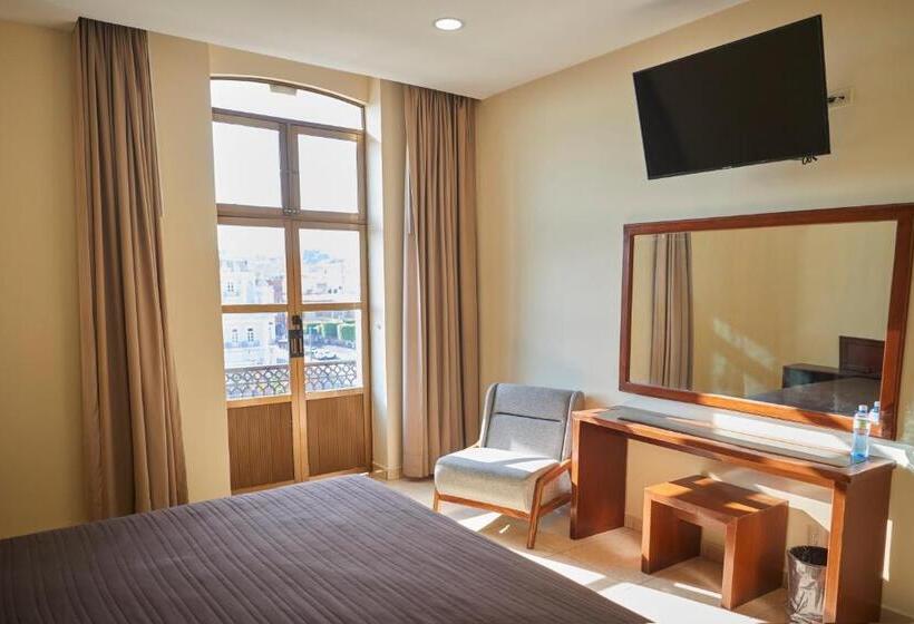 فندق Fiesta Alteña