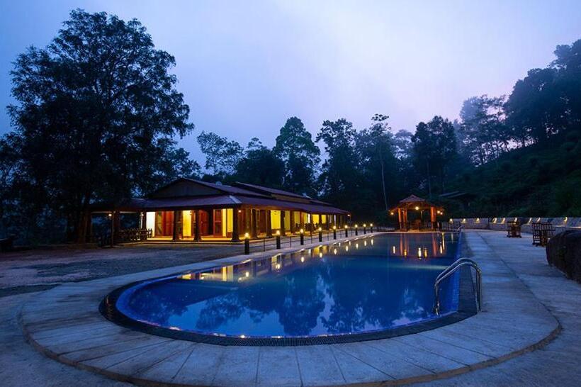 فندق Giants Forest