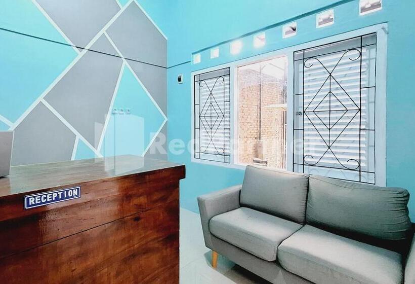 Szálloda Griya Prashasta Redpartner