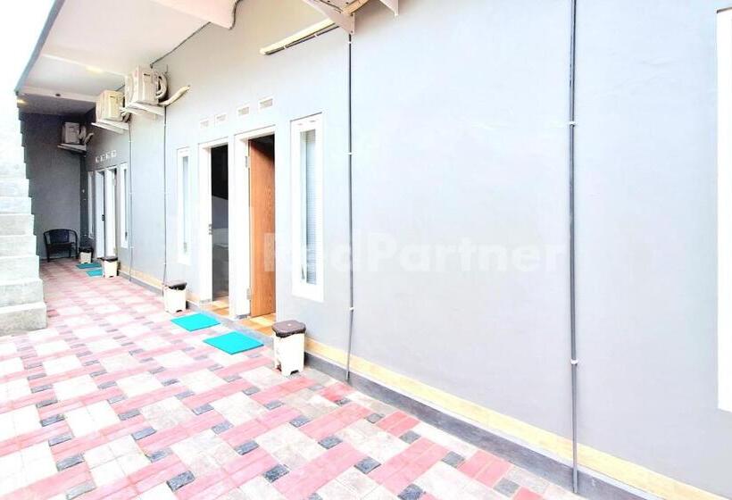 فندق Griya Prashasta Redpartner