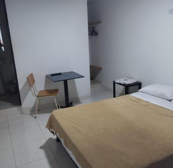 Отель Hospedaje Mis Antojojitos Las Rosas