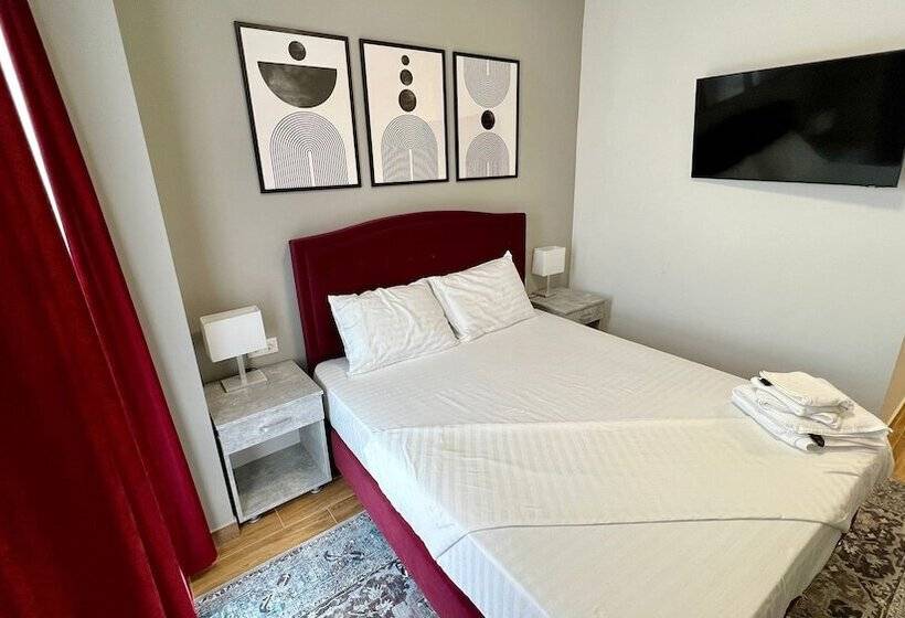 酒店 Fantazia Oradea   Self Check In & Out